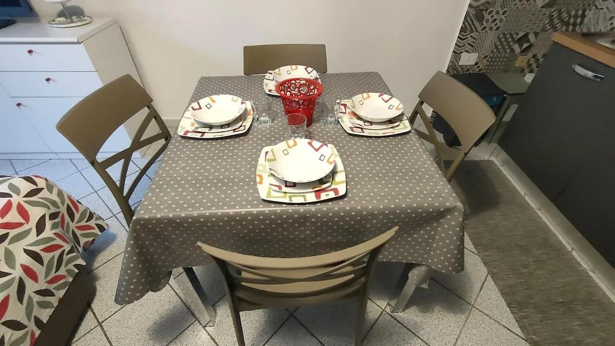 Apartmán La Finestra Rossa Venturina Terme 0*,  Itálie